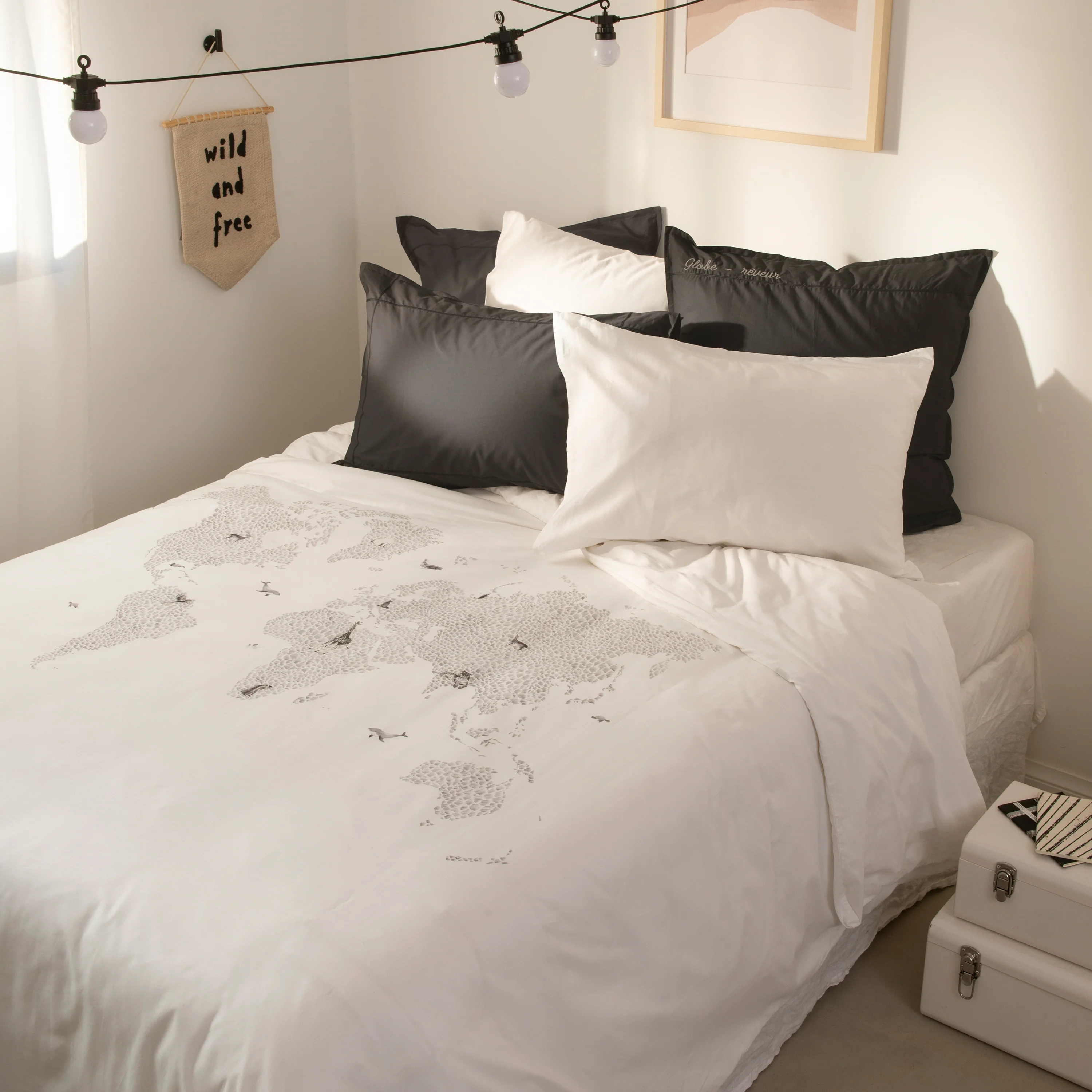 Anima Reversible Organic Cotton Duvet Cover - Multicolour - Image 2
