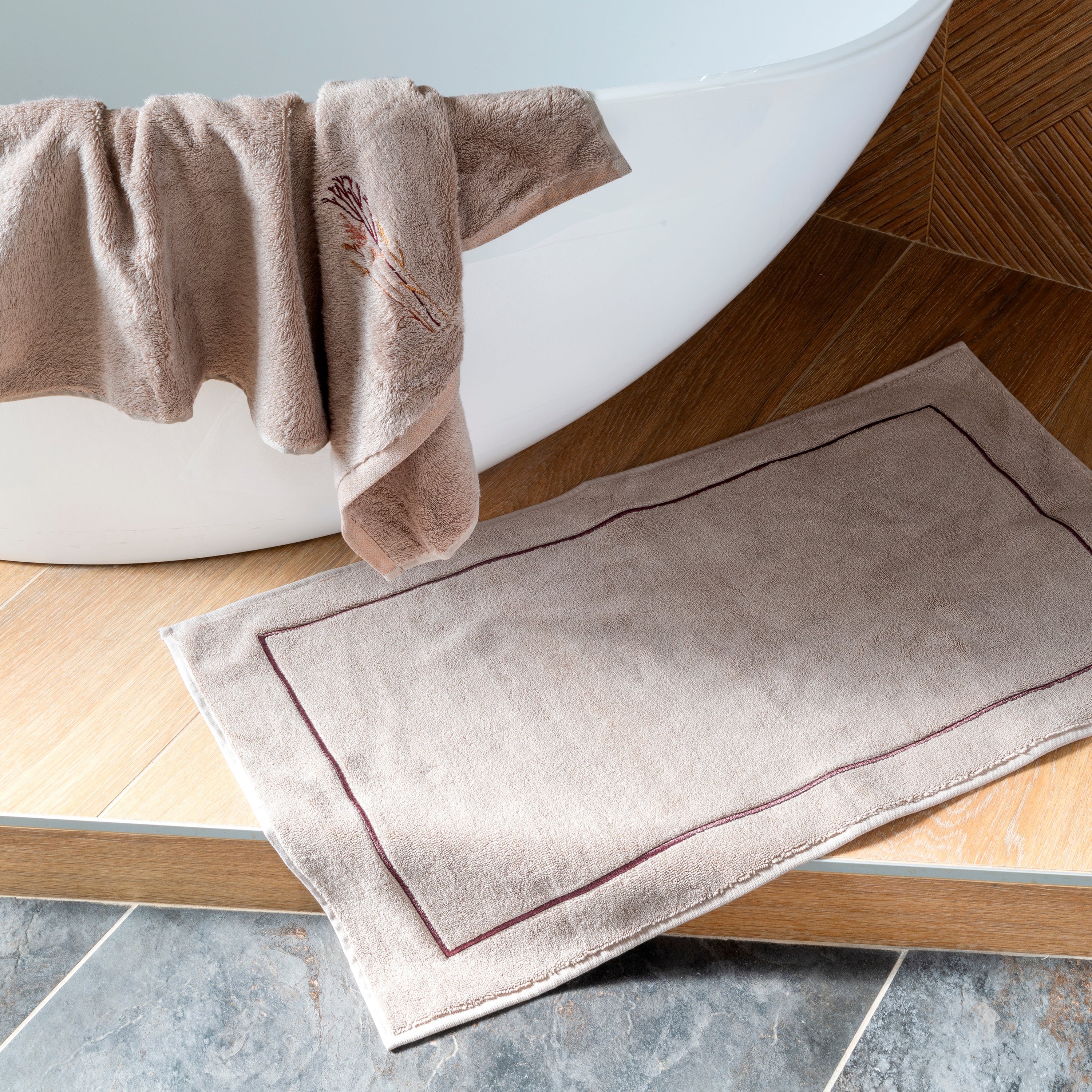 Aura Bath Mat - Mole - Image 2