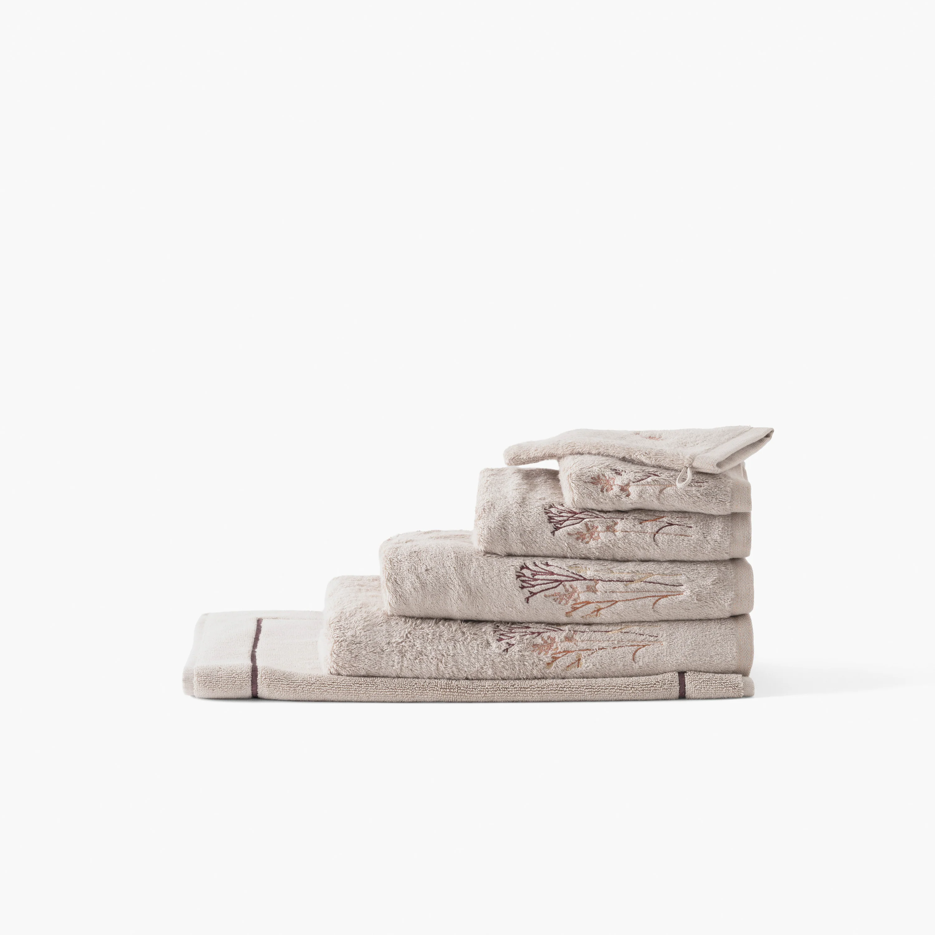 Aura Bath Towel - Image 5