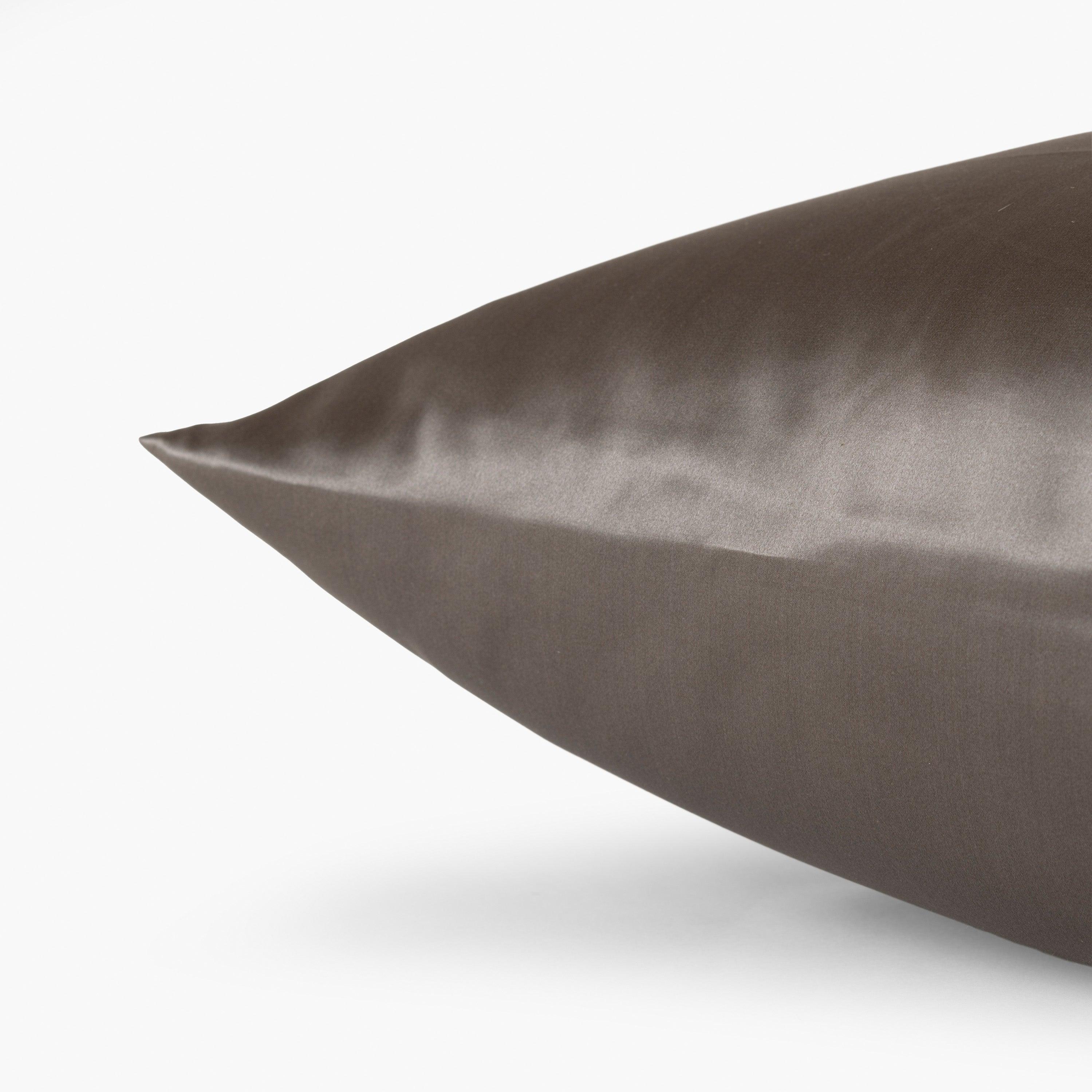 Beauté Mulberry Silk Rectangular Pillowcase - Mink - Image 3