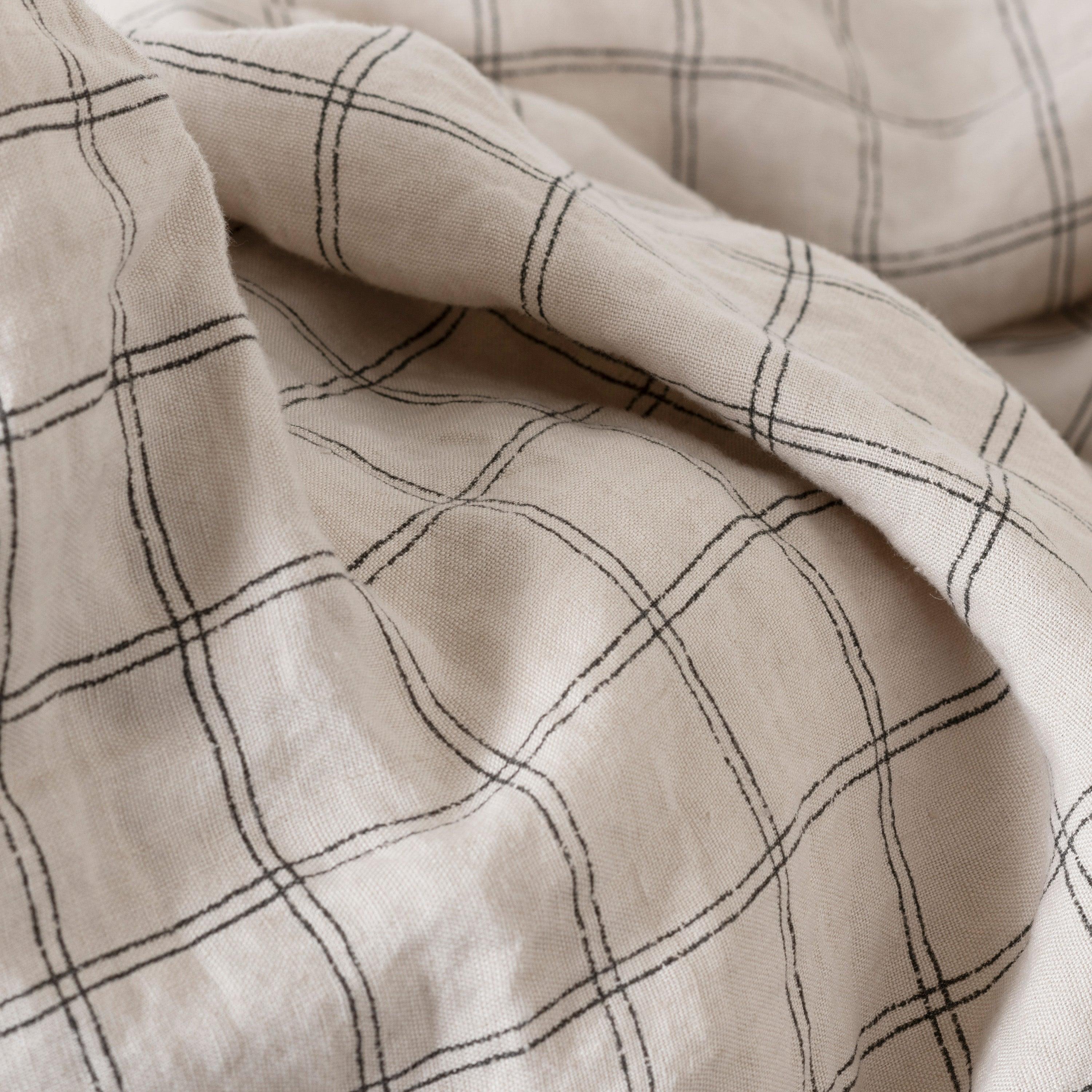 Songe Linen & Washed Cotton Duvet Cover - Charcoal Tiles - Image 4