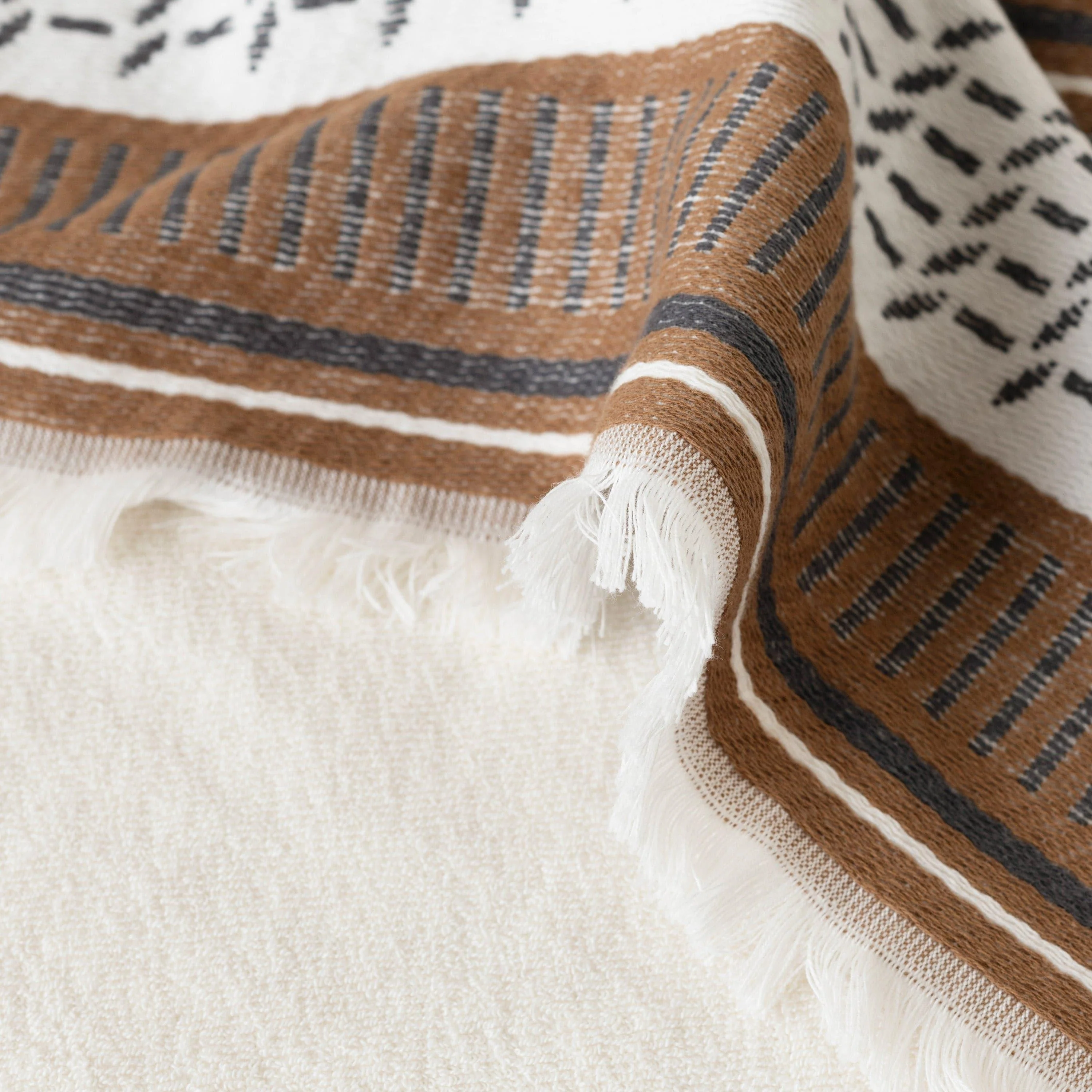 Eclipse Off White Cotton Towel - Image 3