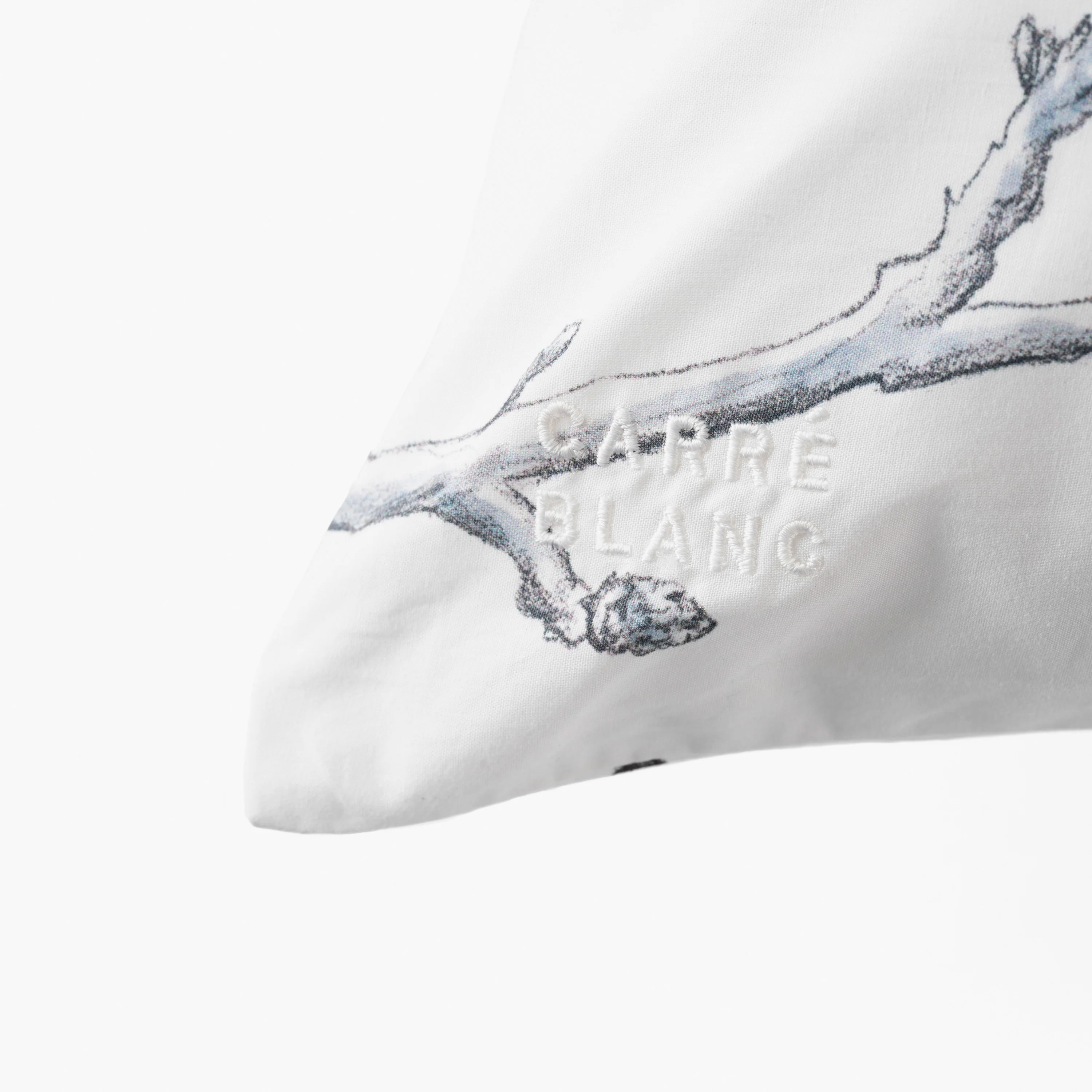 Harfang Print Rectangular Pillowcase - Image 5