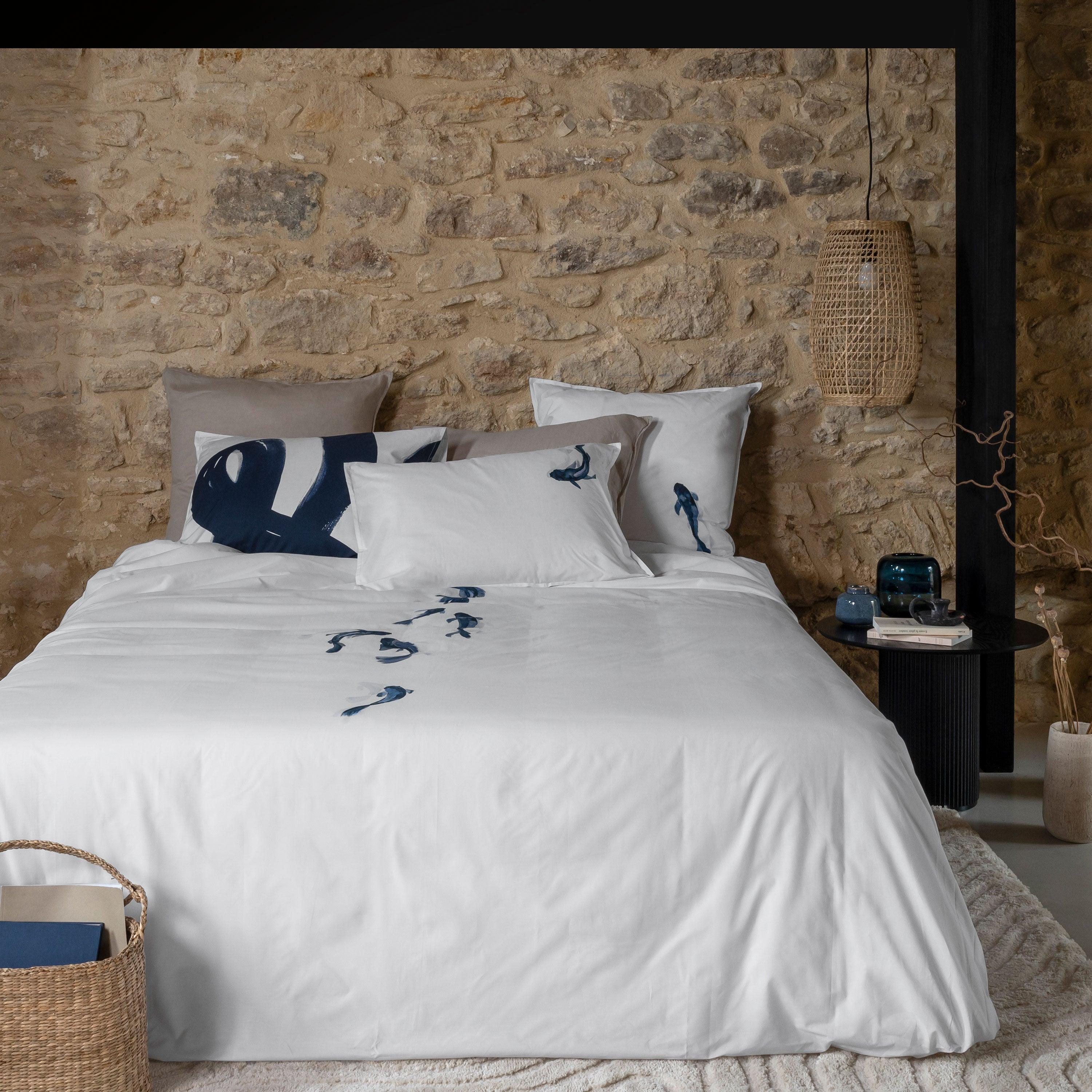 Hypnotic Rectangular Pillowcase - Image 3