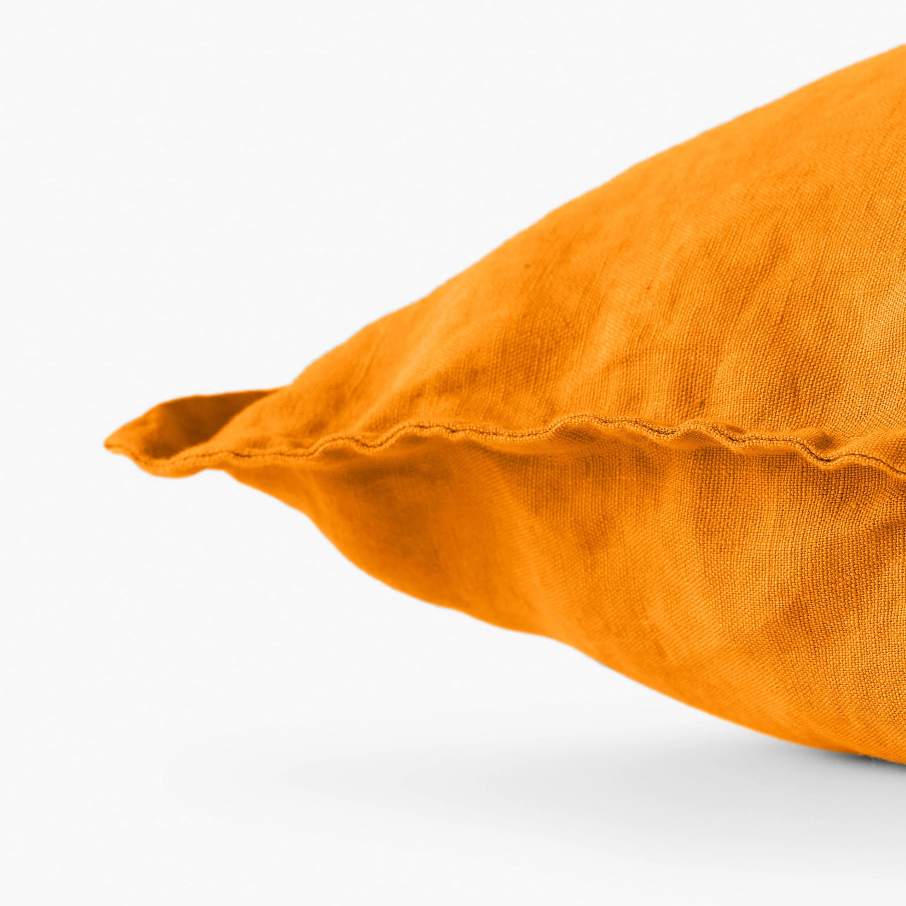 Linen cushion cover Songe curcuma - Image 3