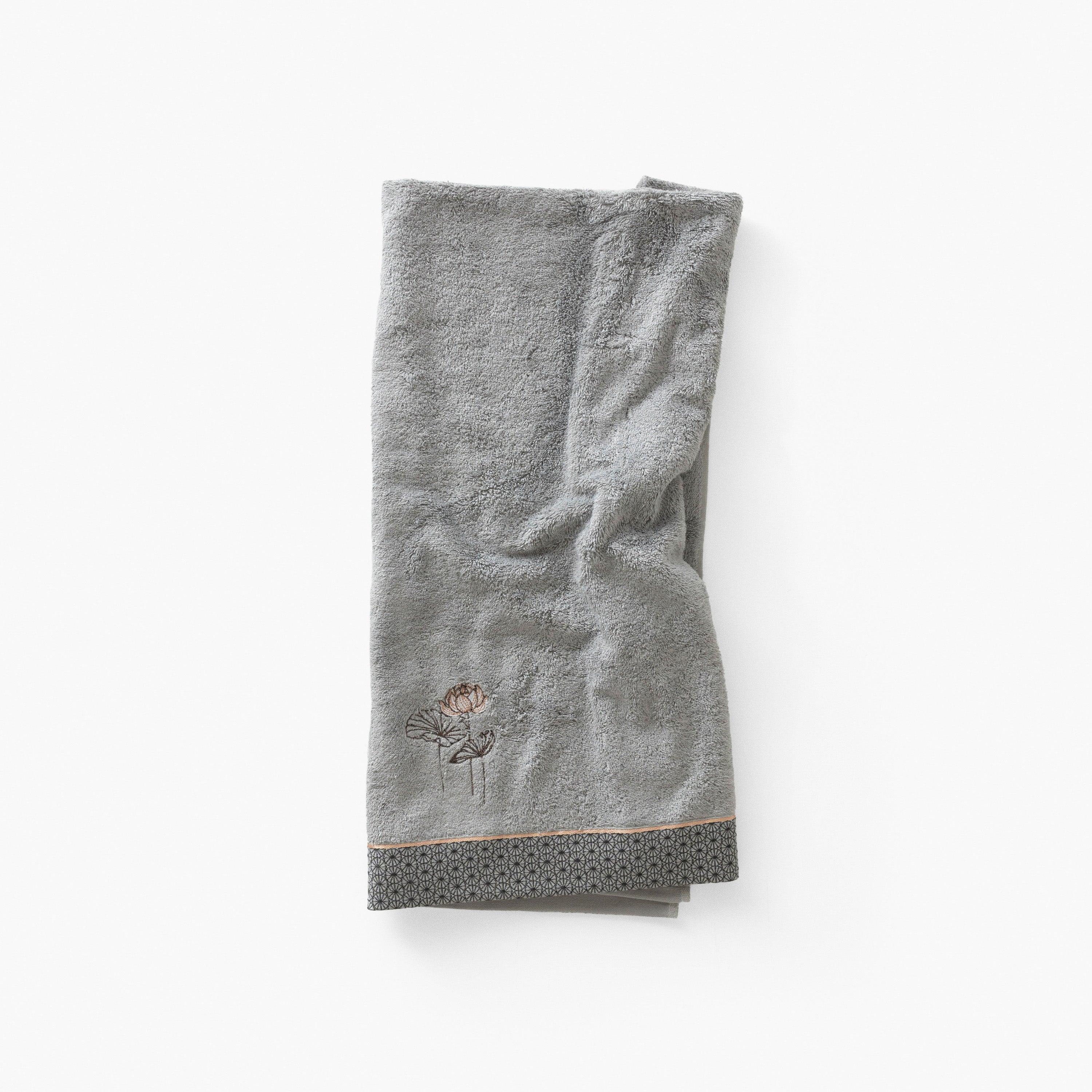 Lotus Grey Green Cotton Bath Towel - Image 6
