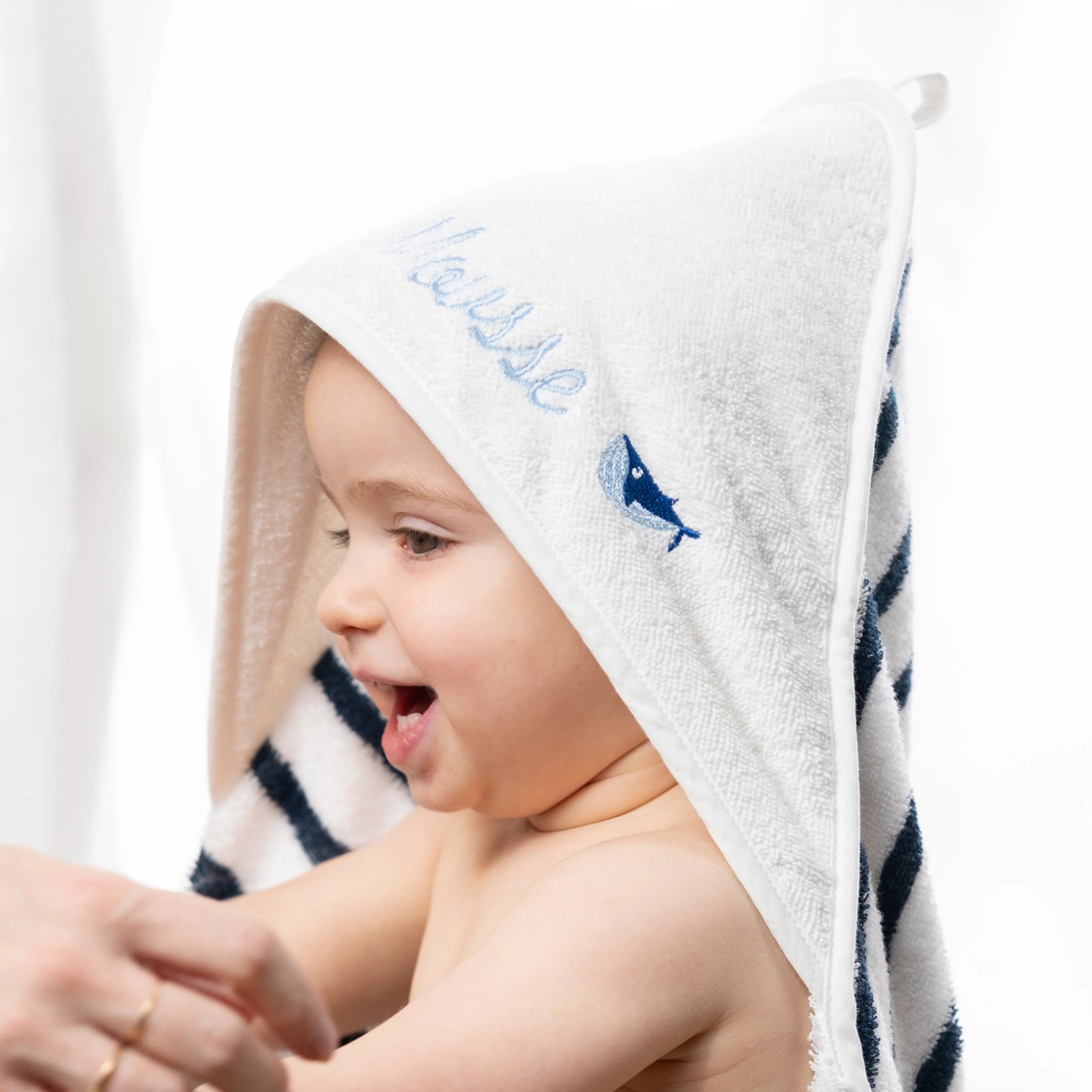 O Douce Organic Cotton Bath Cape - White - Image 3