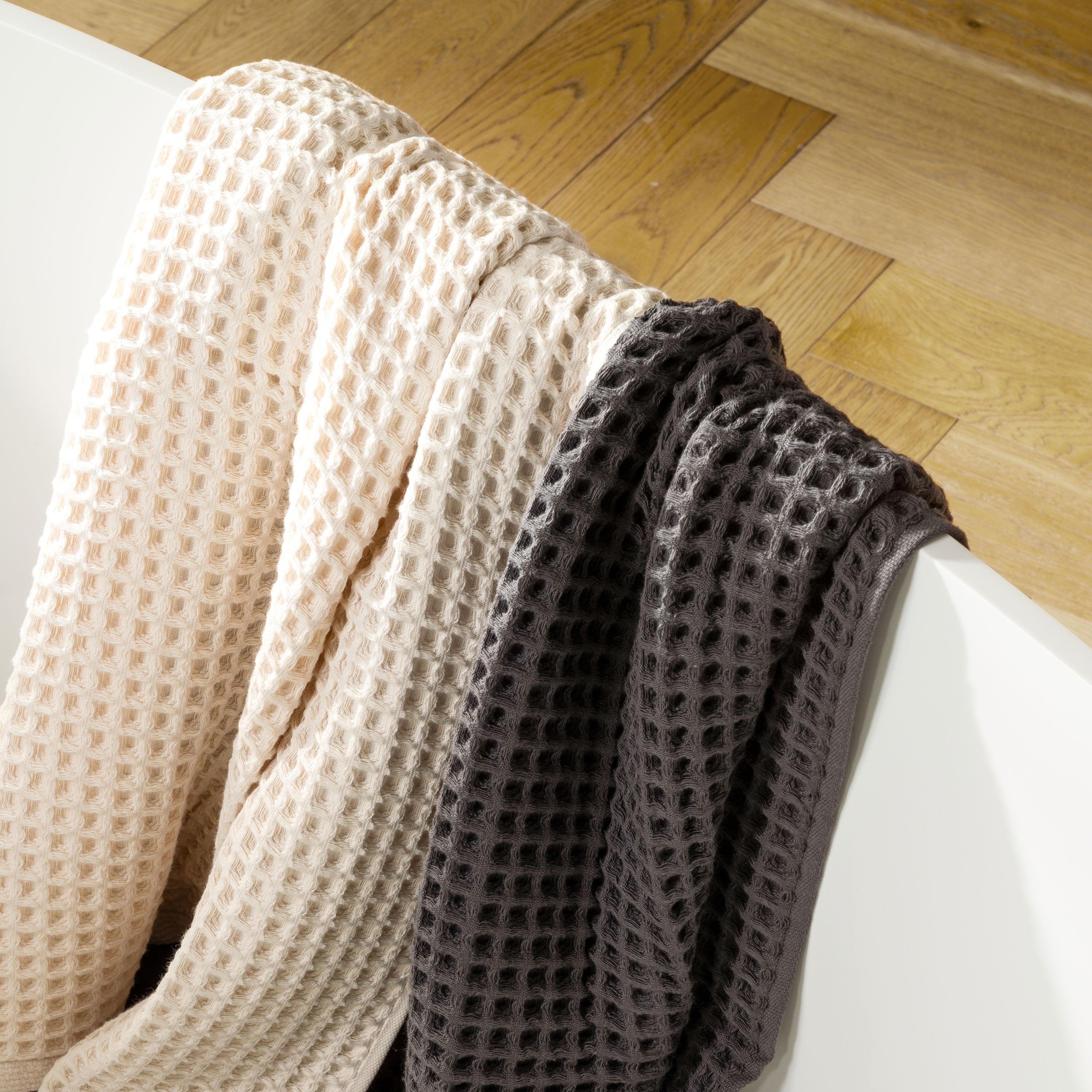 Quadro Natural Organic Cotton Guest Towel - Image 2