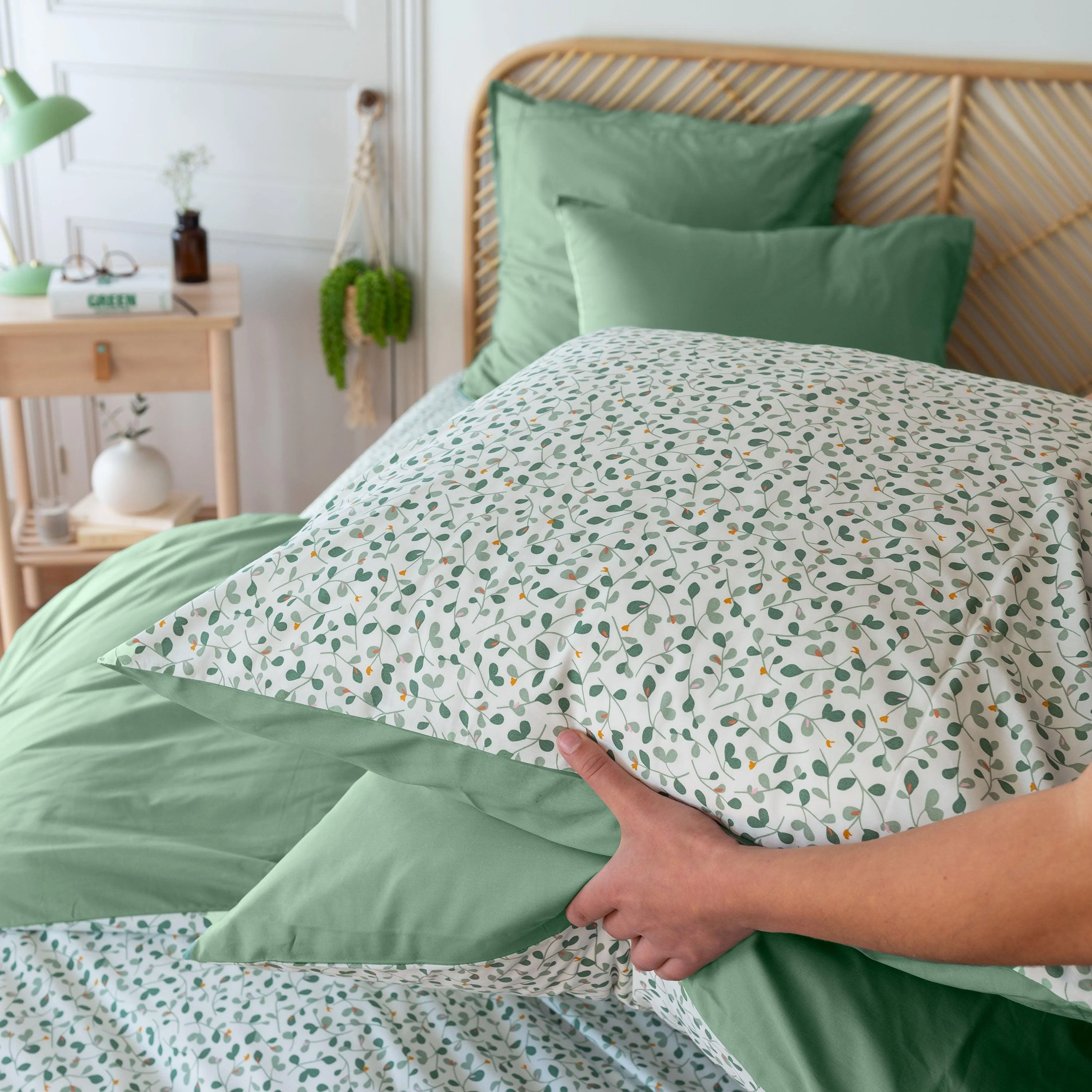 Neo Rectangular Cotton Pillowcase - Thyme Vegetal - Image 5