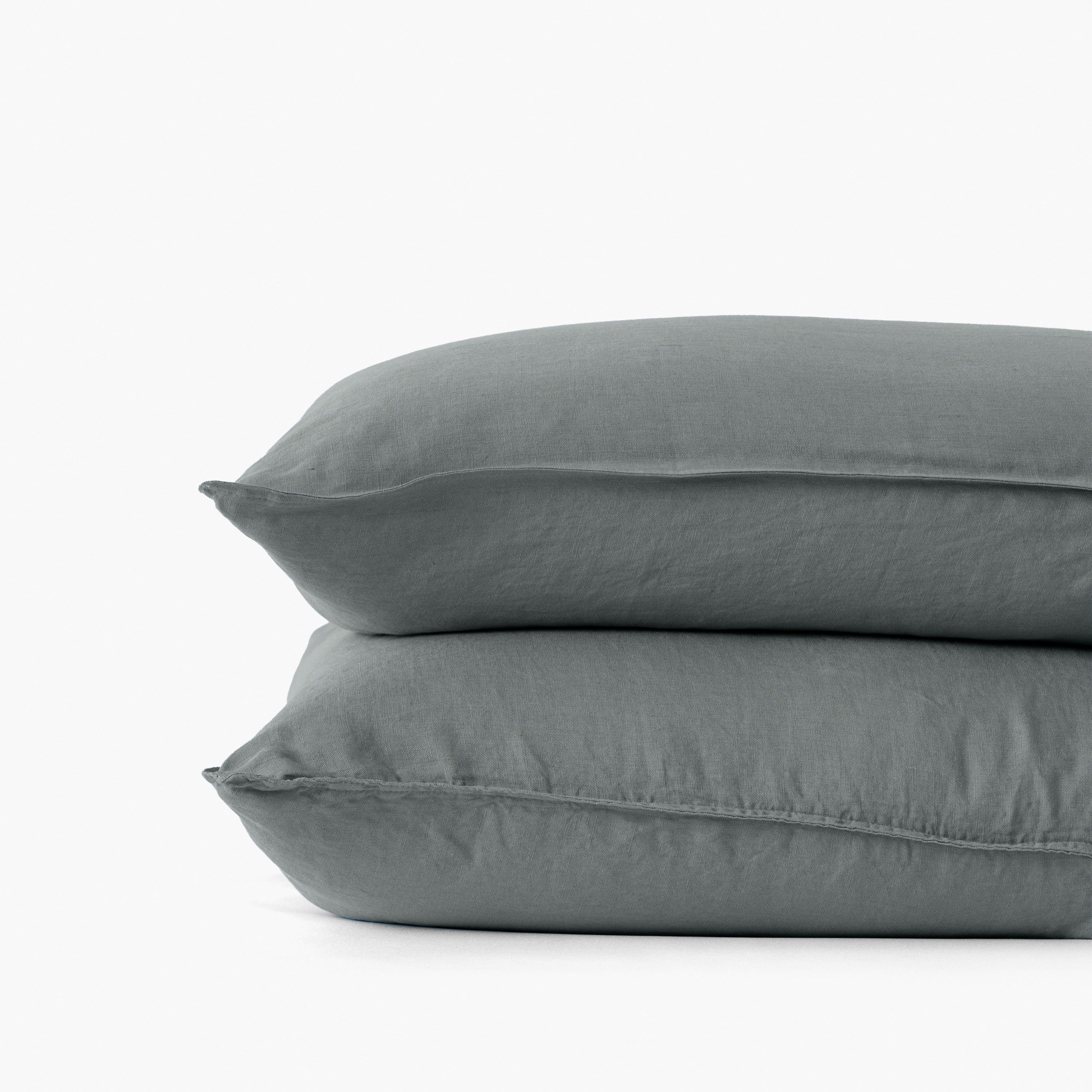Songe Rectangular Washed Linen Pillowcase - Ash Khaki - Image 3