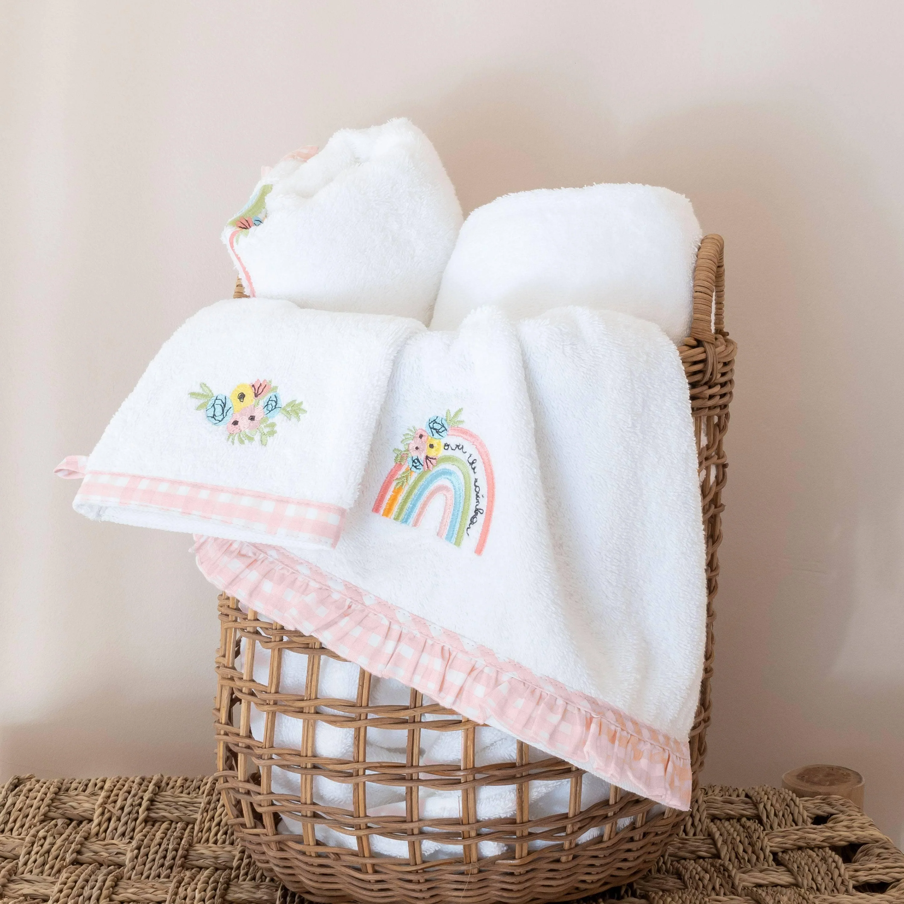 Rêve D'or Embroidered Bath Towel - Image 5