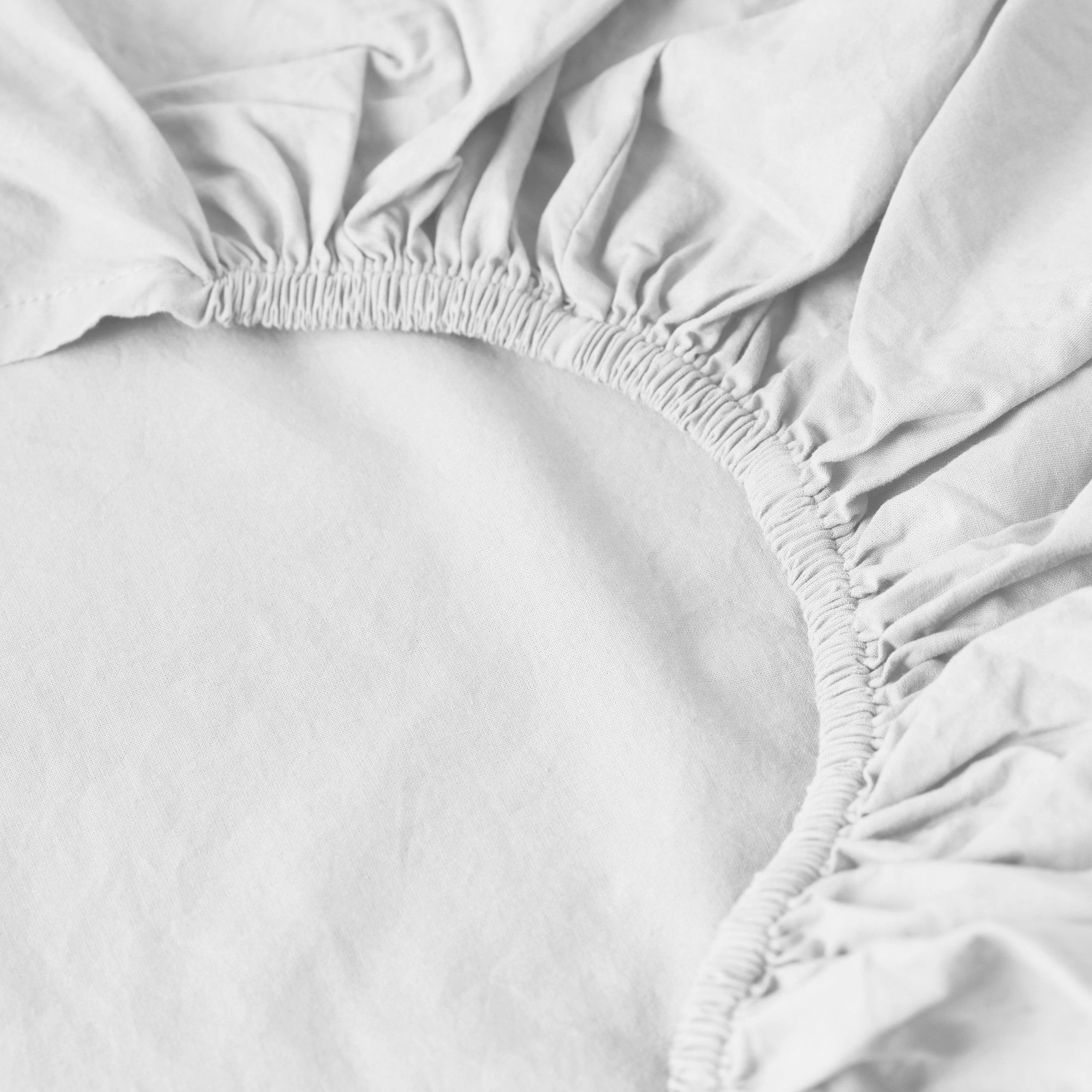 Songe Washed Cotton Fitted Sheet - White - Image 2