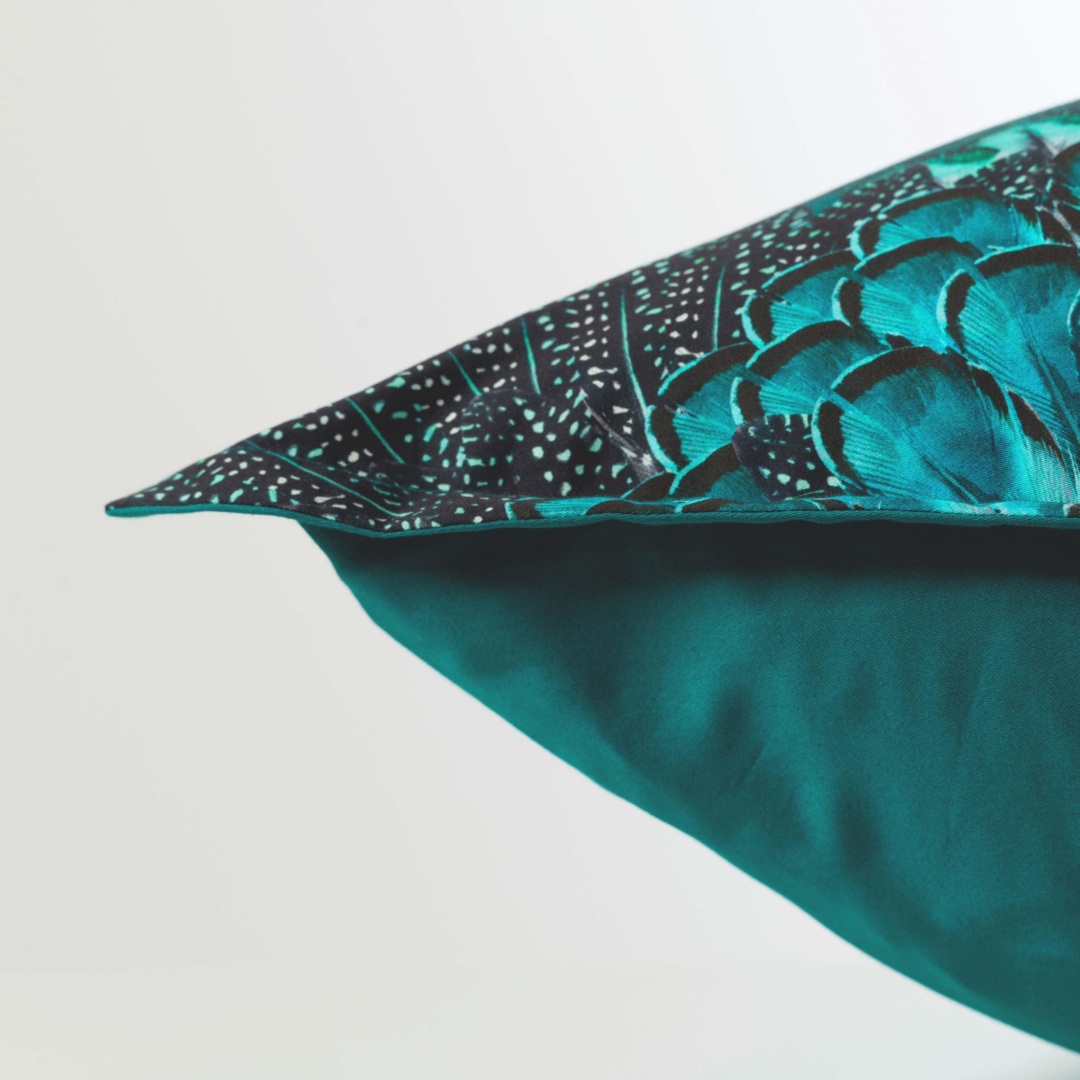 Square Pillowcase in Cotton Satin Daisy - Image 4