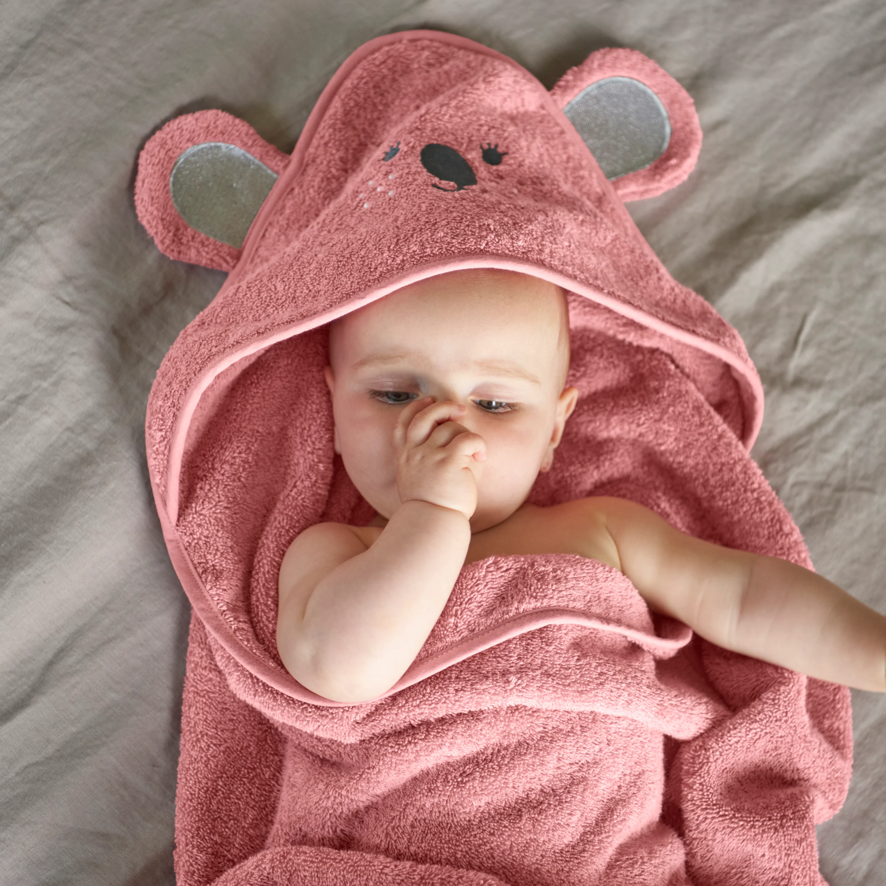 Xmasful Children's Cotton Bath Cape - Petale - Image 2