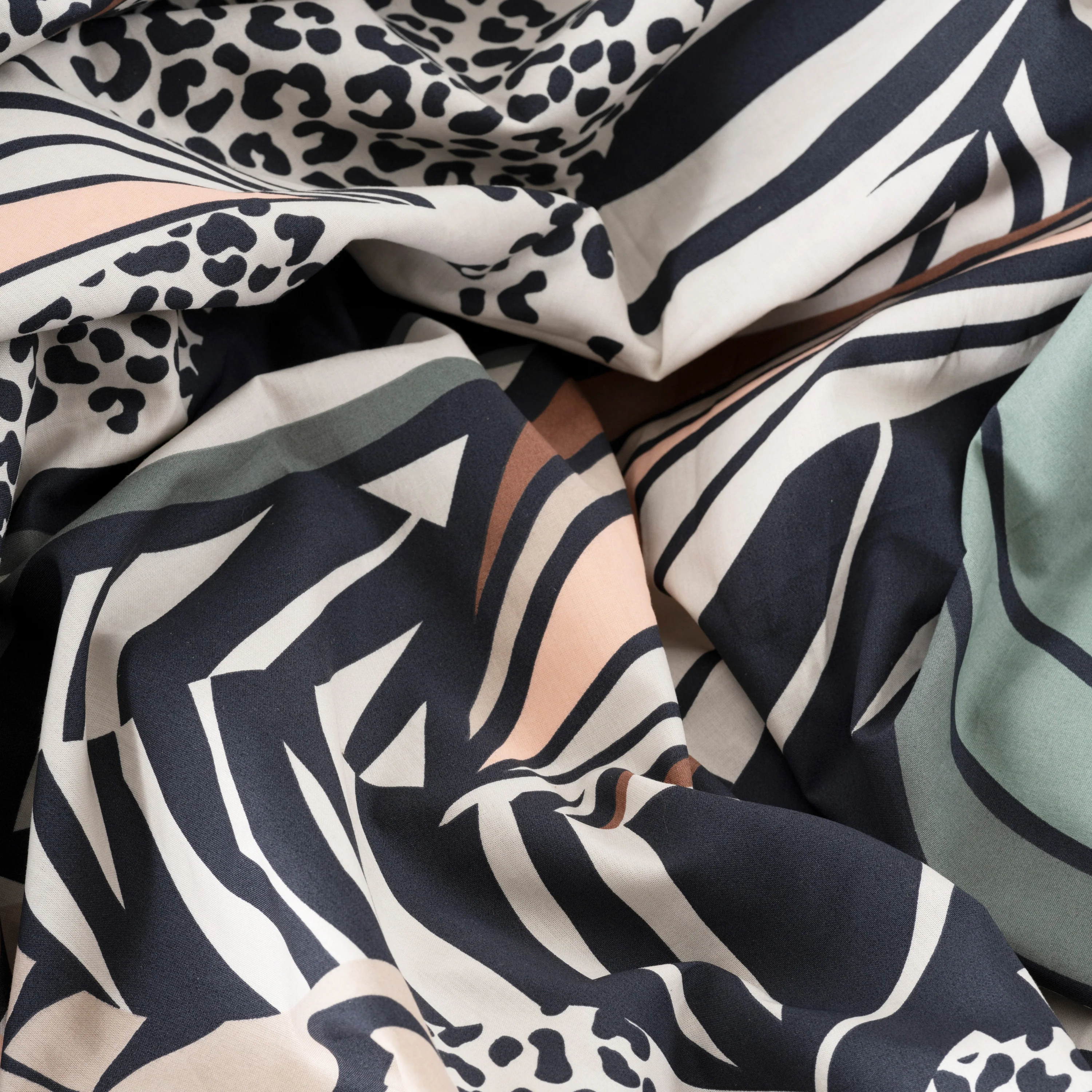Ysee Reversible Cotton Duvet Cover - Image 5